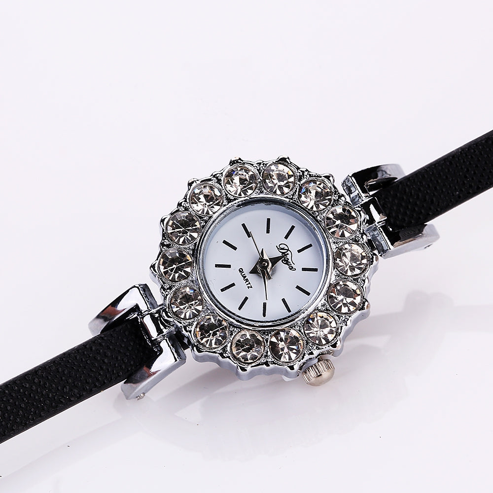 DUOYA D173 Ladies Analog Quartz Bracelet Wrist Watch with Pearl and Leaf