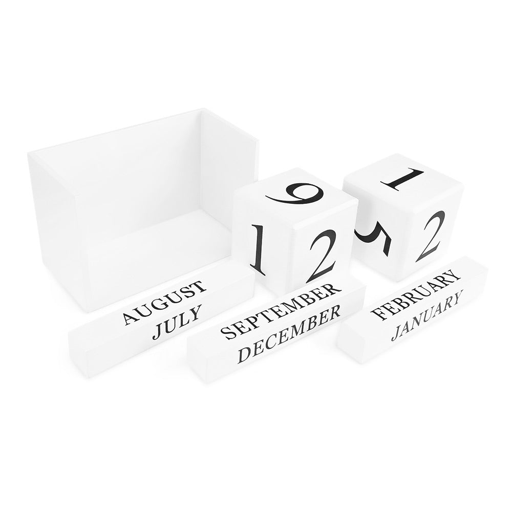 Creative Desktop Wooden Manual Calendar Office Decoration