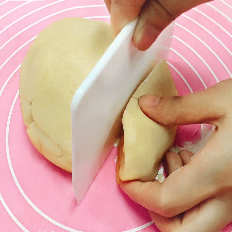 DIHE Dough Knife Convenient and Comfortable Durable