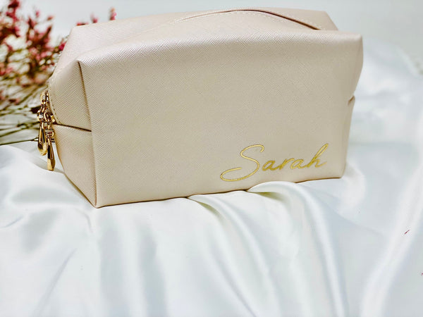 Personalized makeup bag, a practical surprise gift for your wife