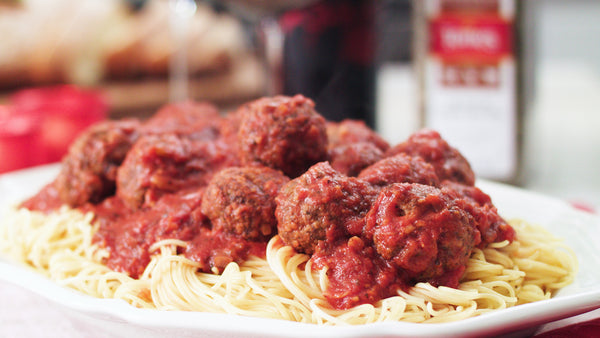 26 Romantic Dinner Recipes to Take Date Night to Another Level: Spaghetti and Meatballs.