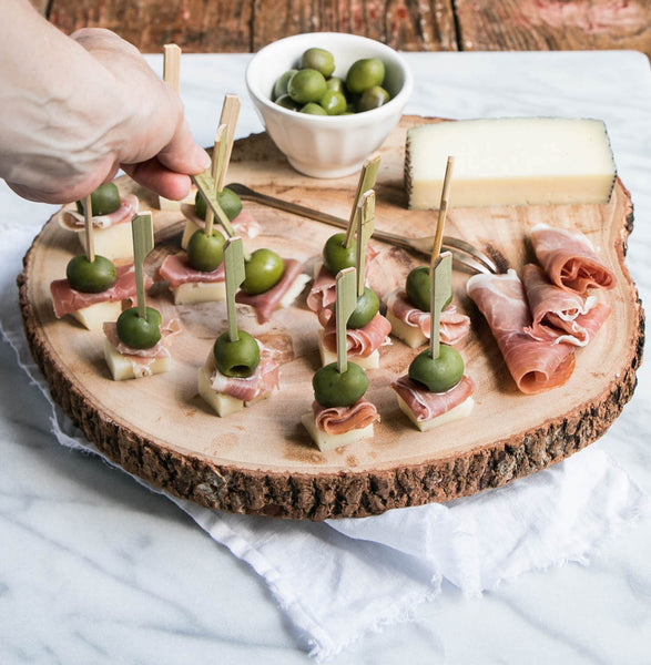 26 Romantic Dinner Recipes to Take Date Night to Another Level: Cheese, Ham, and Olive Bites.