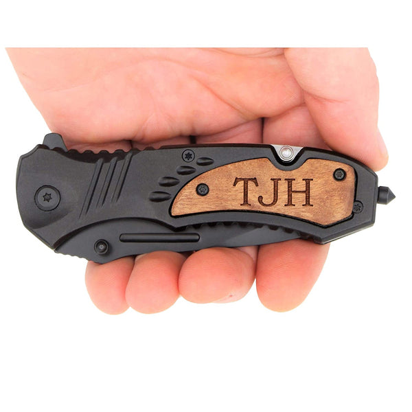 Engraved Pocket Knife, a personalized and thoughtful gift for you boyfriend