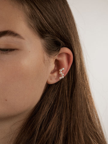 Pernille Lauridsen Ear Cuff med ferskvannsperler