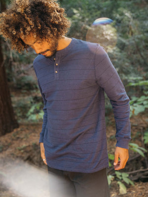 Image of Mollusk Henley in Navy