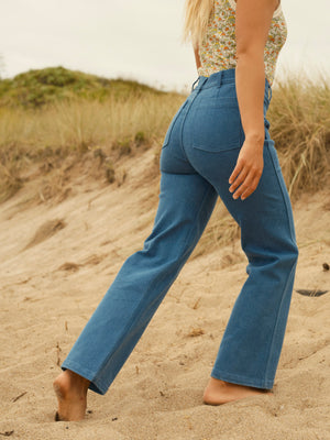Image of Beneteau Jeans in Medium Indigo