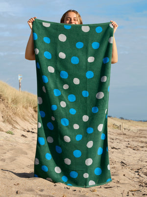 Image of Seeing Dots Towel in Green