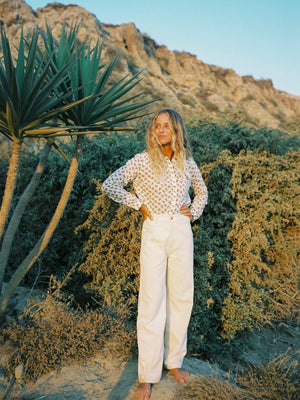 Image of Jane Shirt in Sand Flower