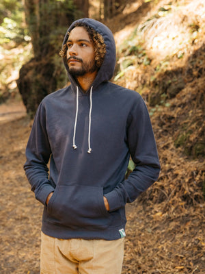 Image of Max Pullover in Navy