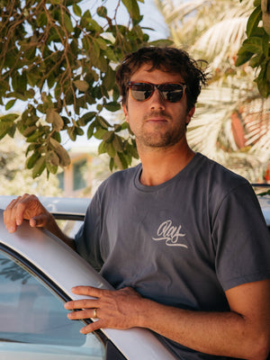 Olas Tee - S - Mollusk Surf Shop