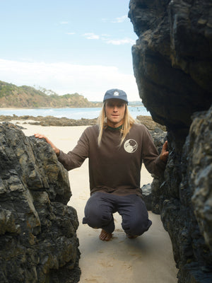 Image of Surf Society Crew in Black