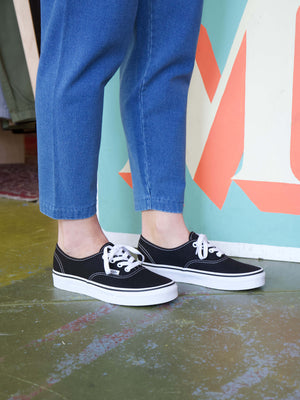 Image of Vans Authentic - Black in undefined