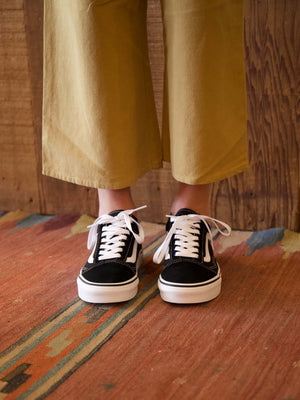 Image of Vans Old Skool in Black / White