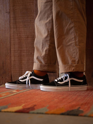 Image of Vans Old Skool in Black / White