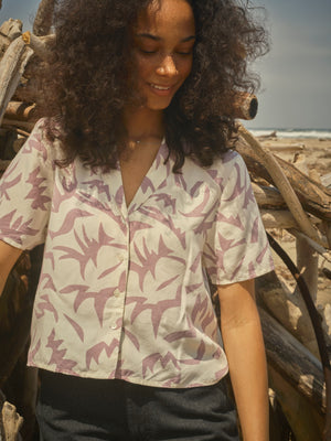 Image of Womens Aloha Shirt in Cut Paper Lavender