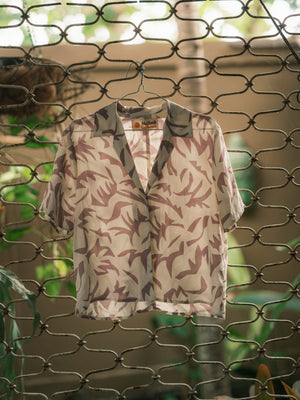 Image of Womens Aloha Shirt in Cut Paper Lavender