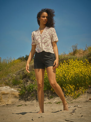 Image of Womens Aloha Shirt in Cut Paper Lavender