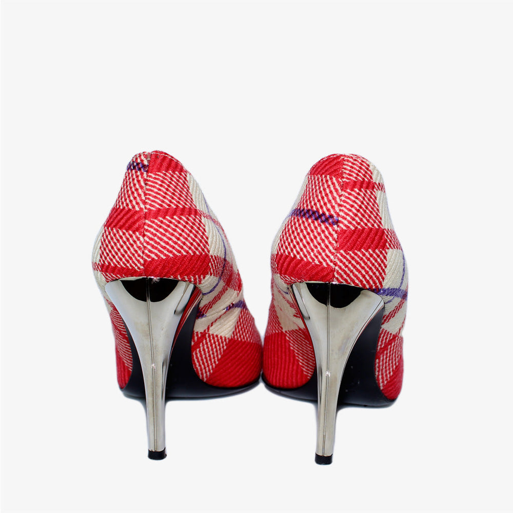 Zapato cuadros rojo Versace