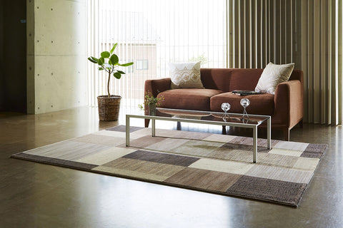 シンプル&モダンのデザインが高級感を演出するモノトーン調ウィルトンラグ アーゲンタム