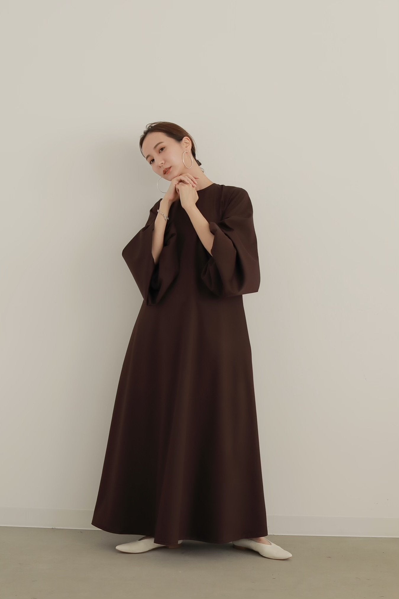 louren back open gather dress