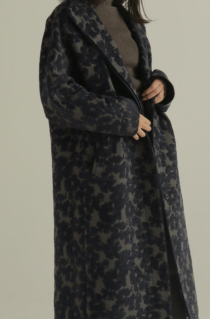 louren flower mole jacquard coat