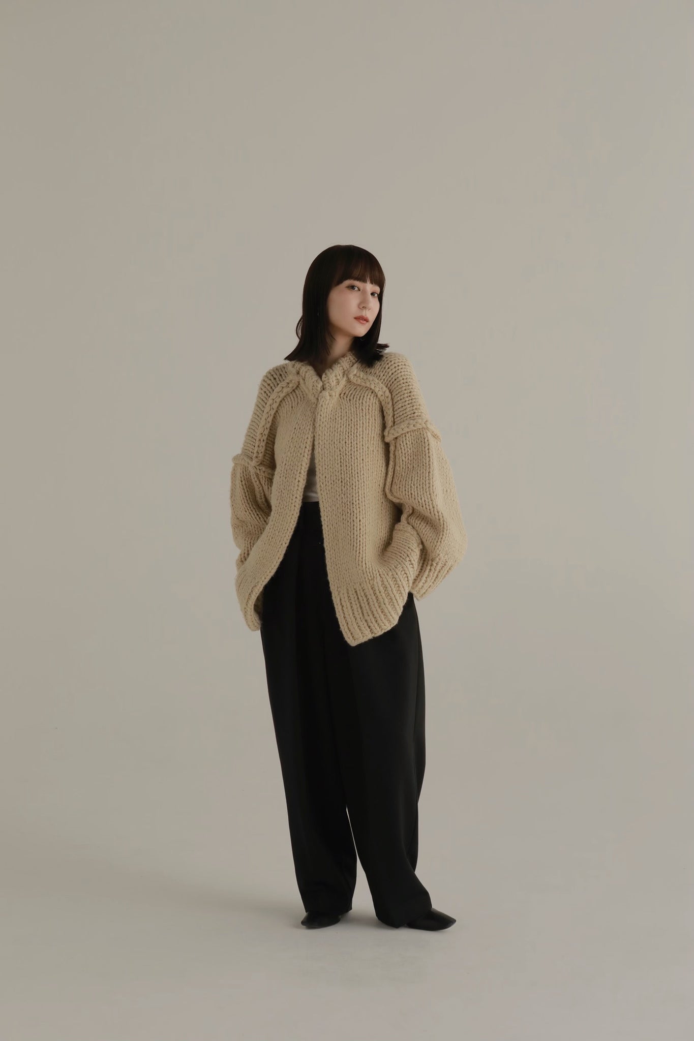 louren volume hand knit outer | www.ibnuumar.sch.id