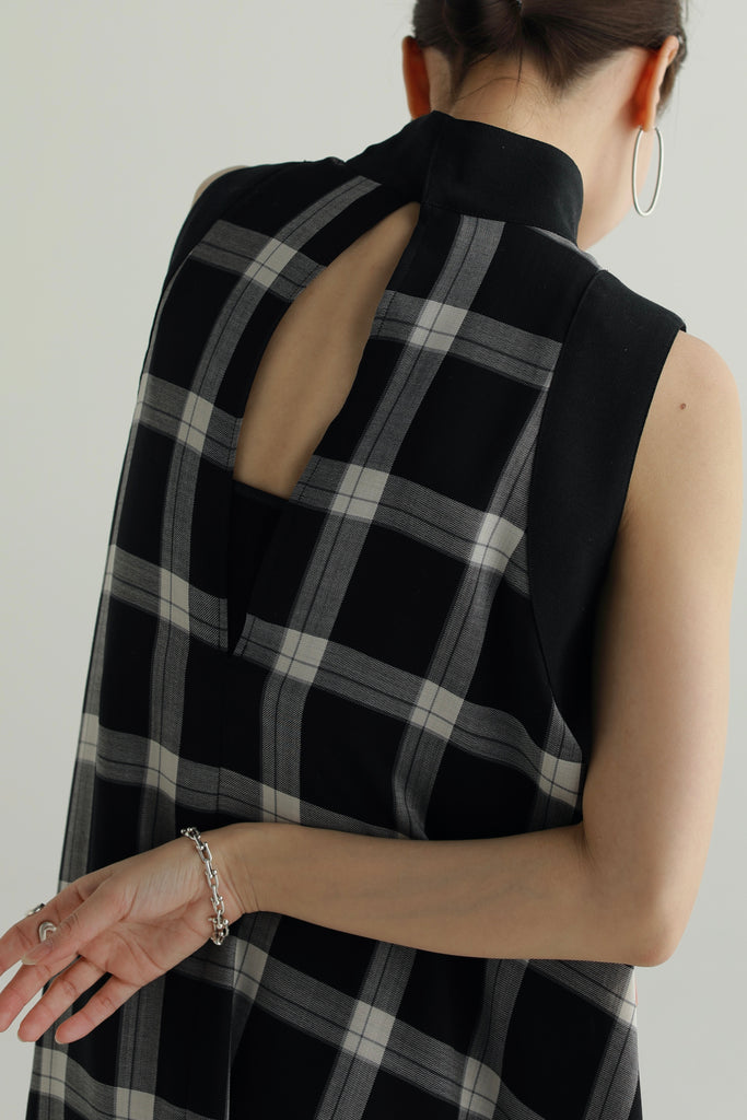 louren / stand collar check dress | labiela.com