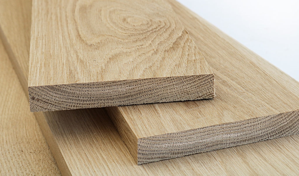 Eichenholz ist von Natur aus ein langlebigerer Werkstoff für Möbel