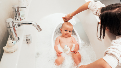 Does my baby need a bathtime routine?_Cuddledry.com