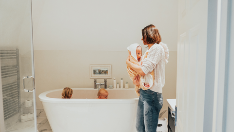 What Do I Need for Baby Bath Time?_ Cuddledry.com