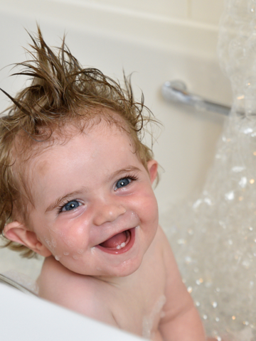 How Often Should I Bath my Baby | Cuddledry.com