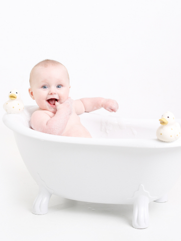 Five Sensory Play Ideas for bathtime_Cuddledry.com