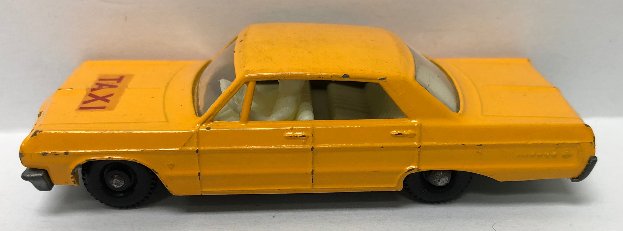 matchbox series 20 chevrolet impala taxi