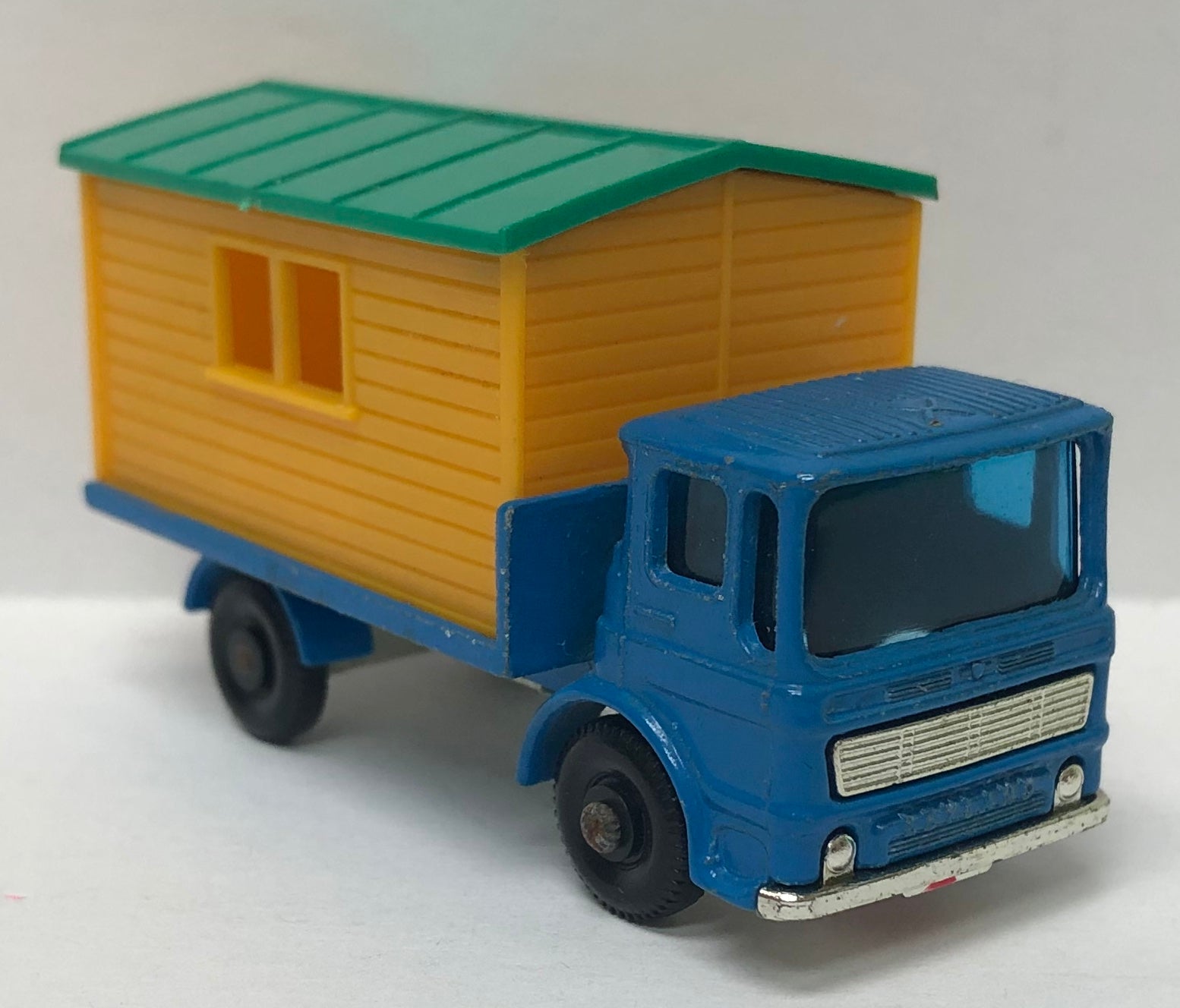 matchbox site hut truck