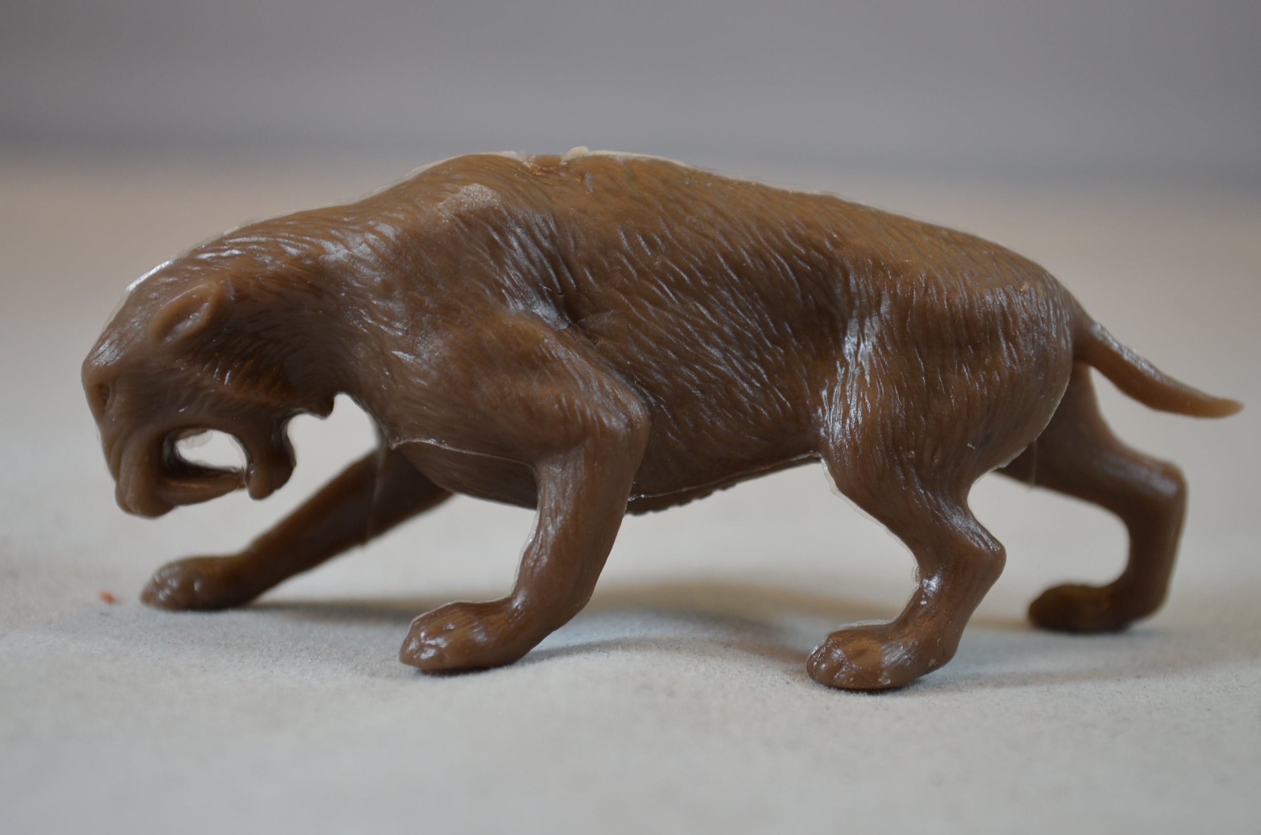 saber tooth tiger figures