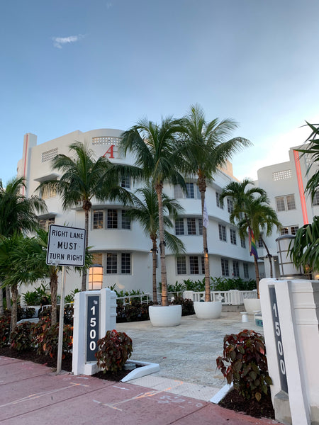 AXEL BEACH MIAMI