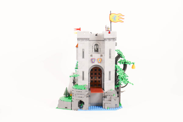LEGO 10305 Lion Knights' Castle Review – Lightailing