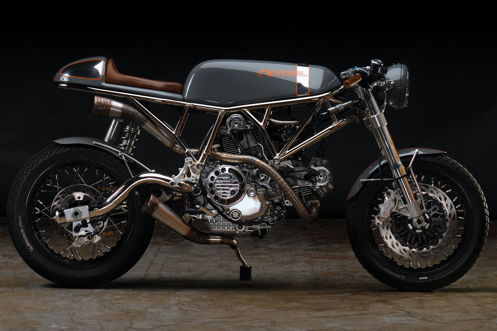 Revival Cycles builds a custom Ducati 900SS