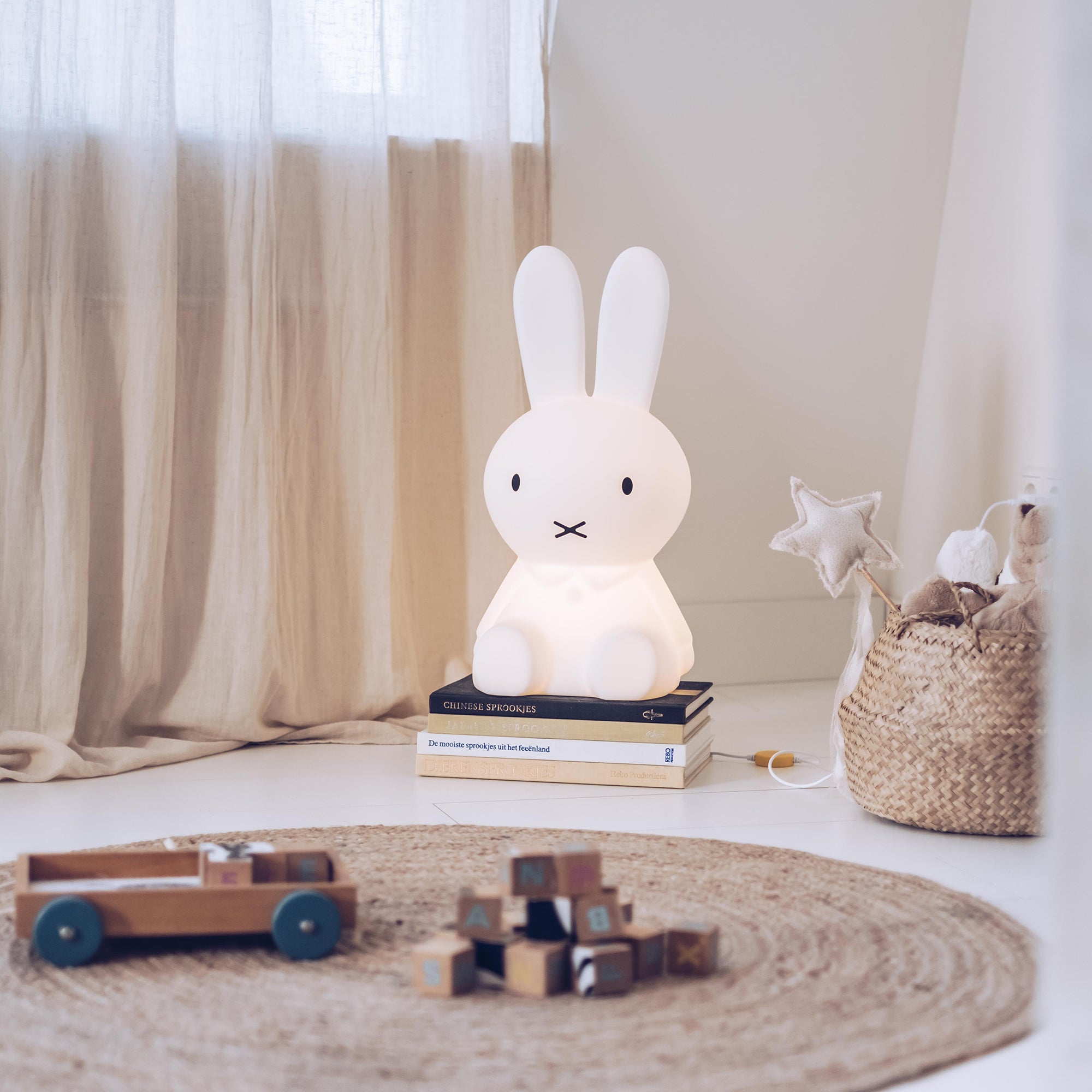 mr maria bunny thedecojournal