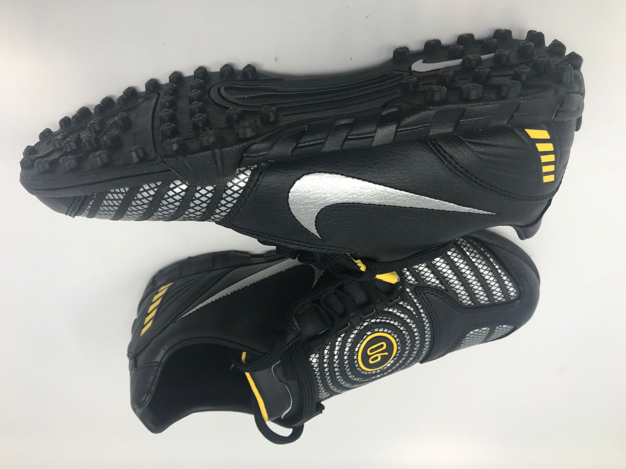 New Nike 90 ll TF Size Men 9.5 Cleat Blk/Silver/Org – PremierSports