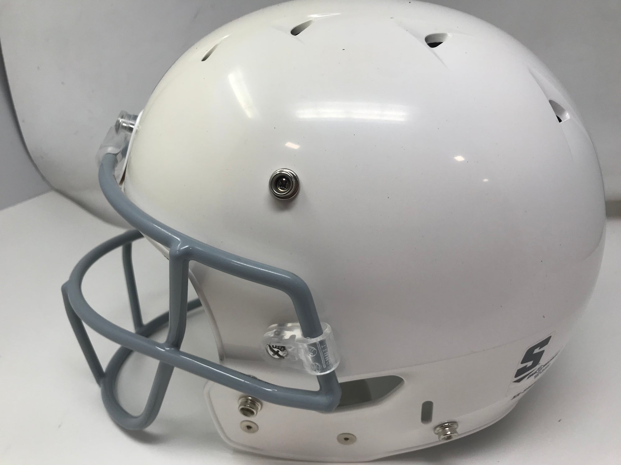 schutt dna recruit