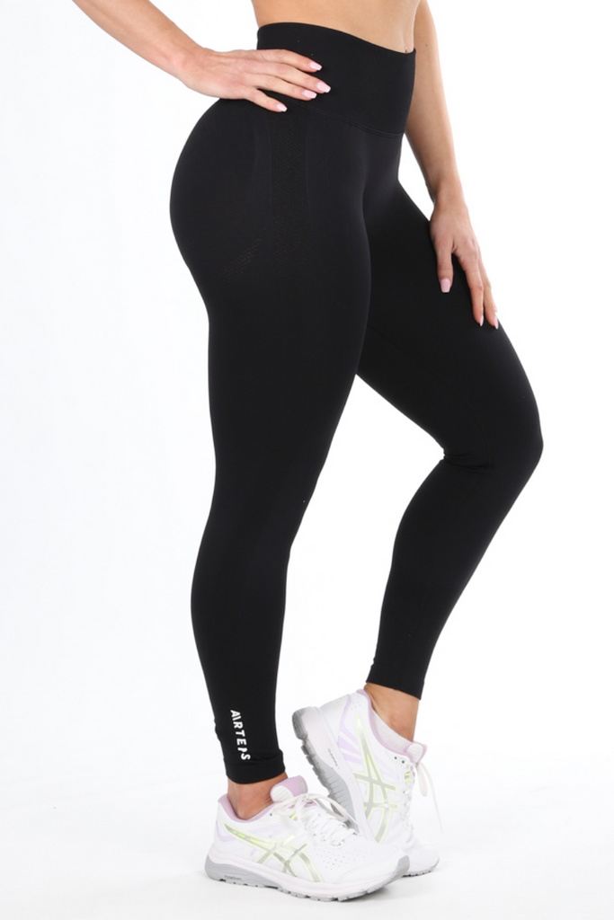 Ruby Rib Scrunchbum Leggings Cream – Artemis Active