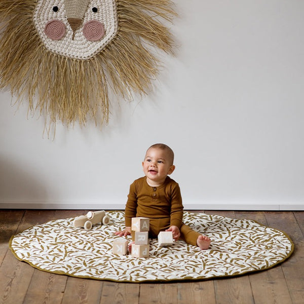 Leafy Luxe Quilted Reversible Playmat (Sandcastle)