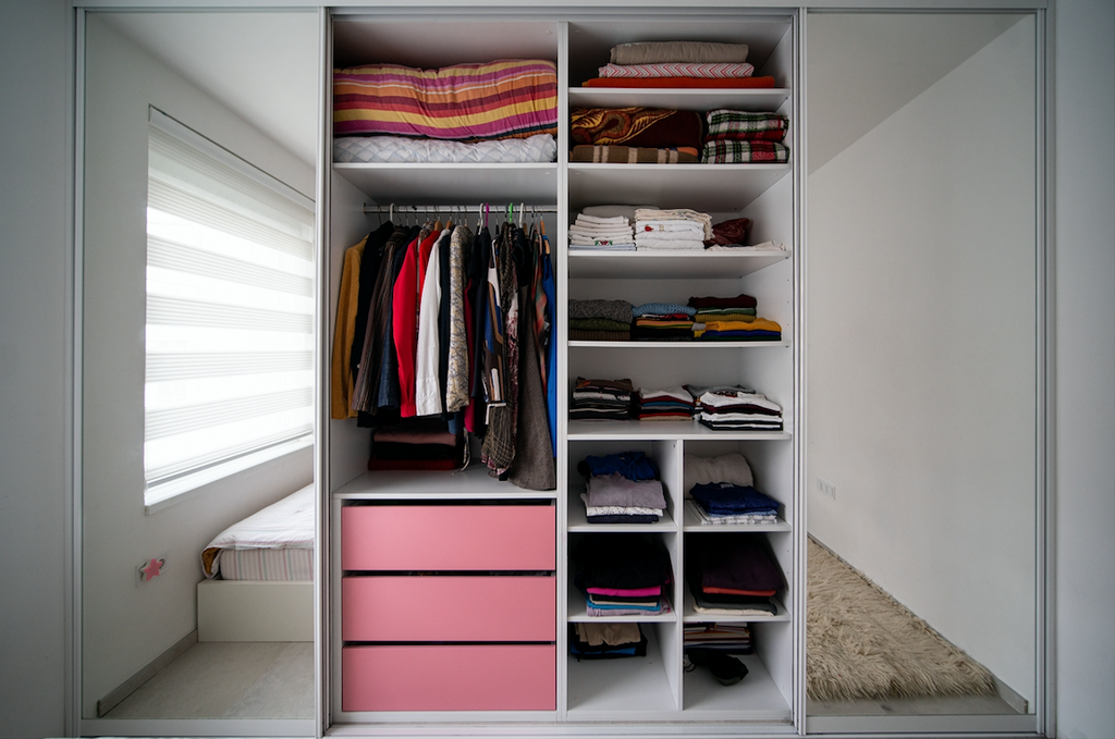 bedroom/closet organization