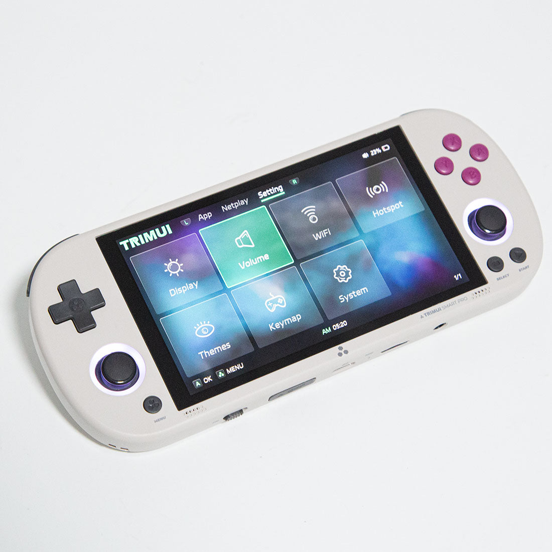 trimui-smart-pro-retro-handheld-game-console-gray-4.jpg__PID:61065730-1b93-4393-a7eb-aa19707e18de