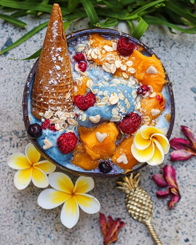 Mermaid Smoothie Bowl With Berries And Mango Topping 