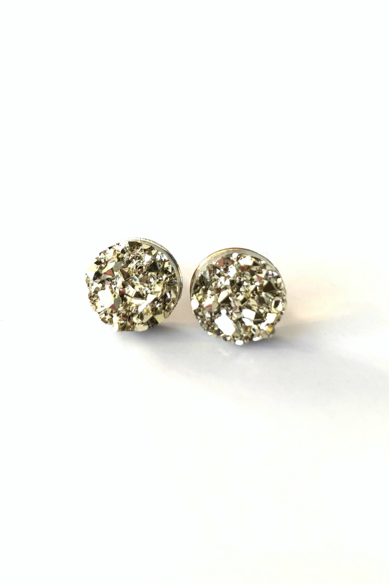 shop stud earrings