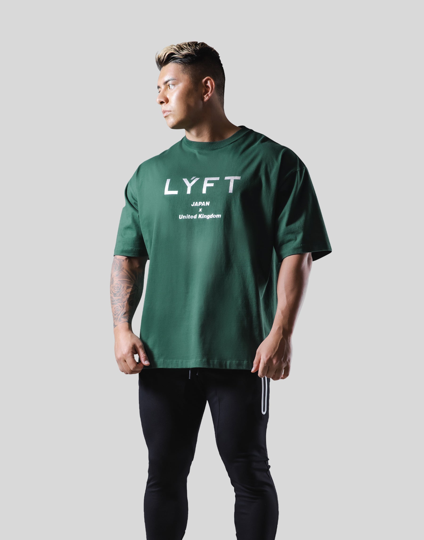 バラ売りもできます♪LYFT STANDART T-SHIRTホワイト\u0026ブラック