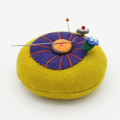 Round wool pincushion