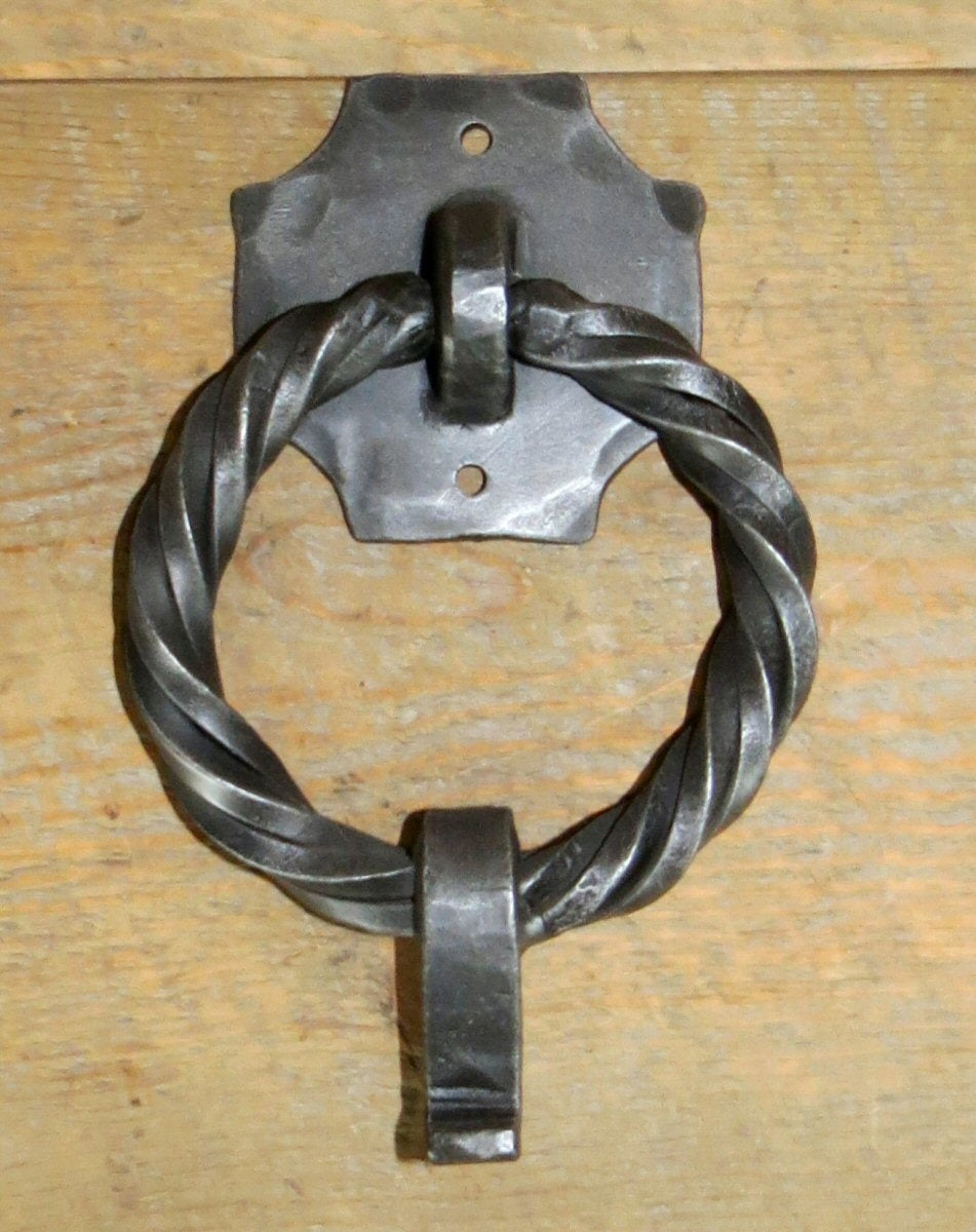 Load image into Gallery viewer, HRP-305 Transitional Iron Door Knocker/ Ring Pull
